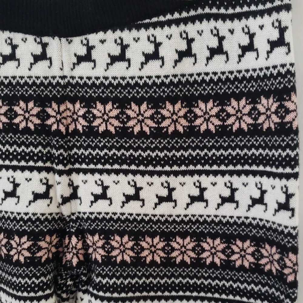 Children's Place Nordic Knit Black and White Leggings  Sparkle Snowflakes NWT